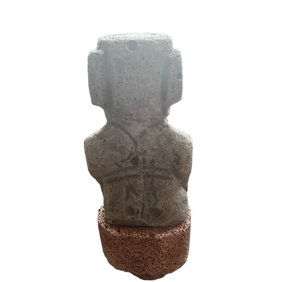 Stone Carved Moai Statue (Used - Great Condition) - Picture 4 of 4